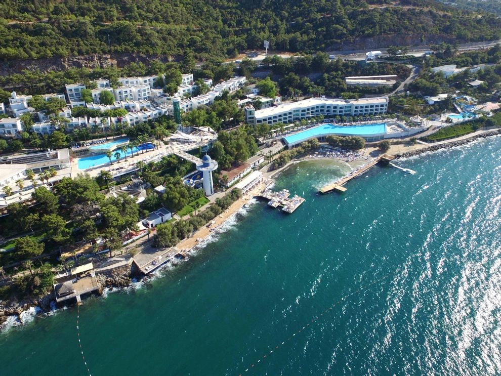 Blue Dreams Resort &amp; Spa